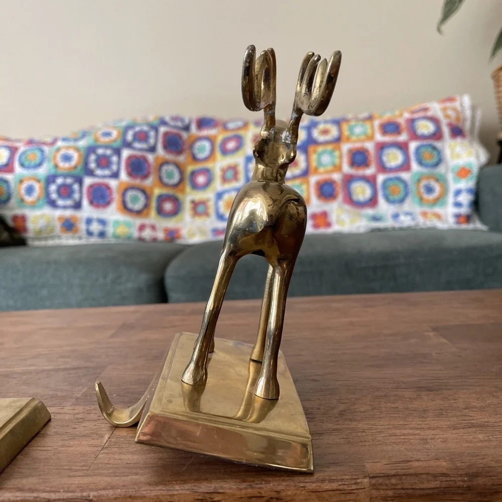 2 Vtg Pottery Barn Brass Reindeer Stocking Hangers Deer Stag Reindeer Christmas‎